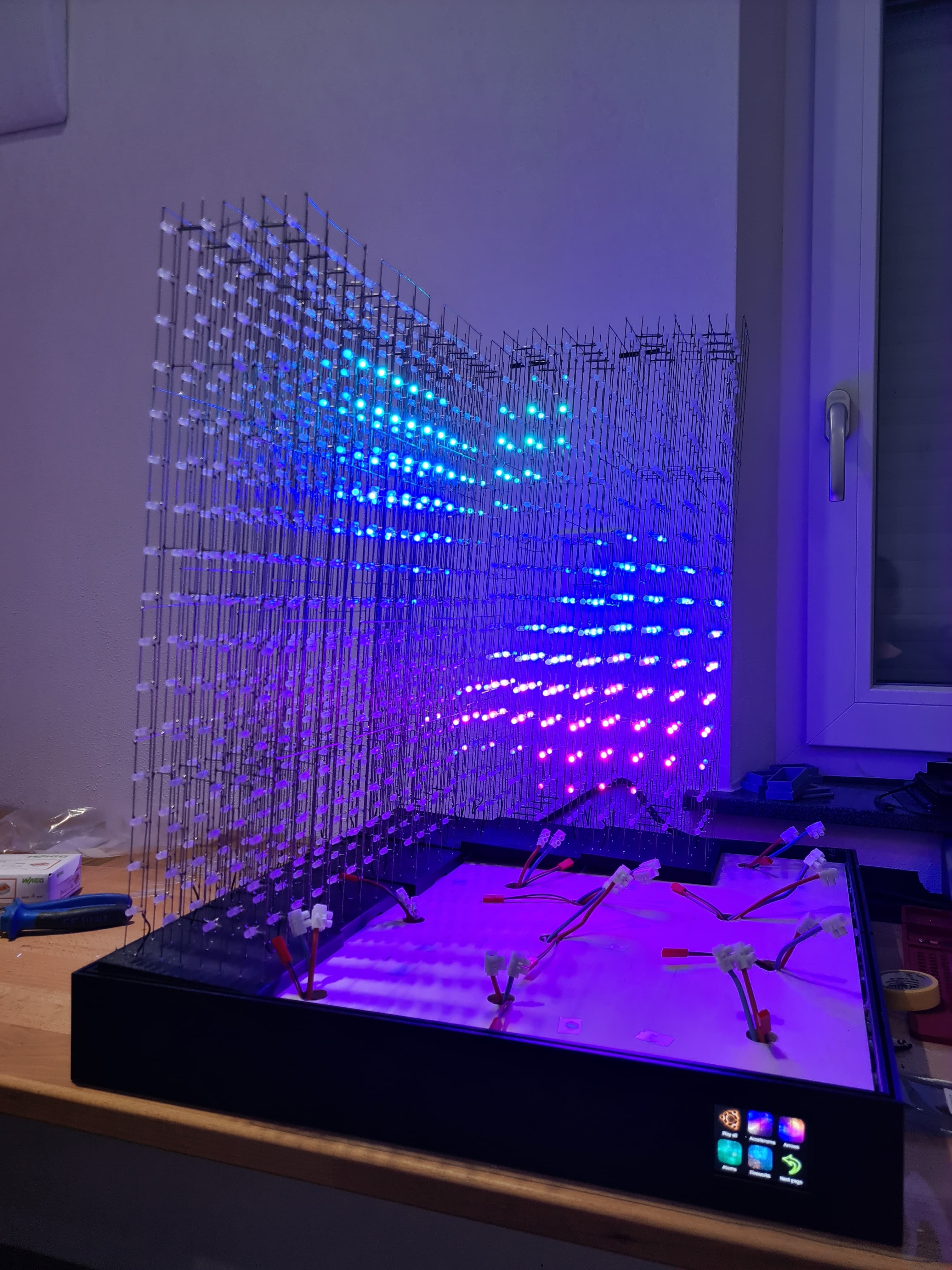 16×16×16-RGB-Cube für den Showroom einer Messe