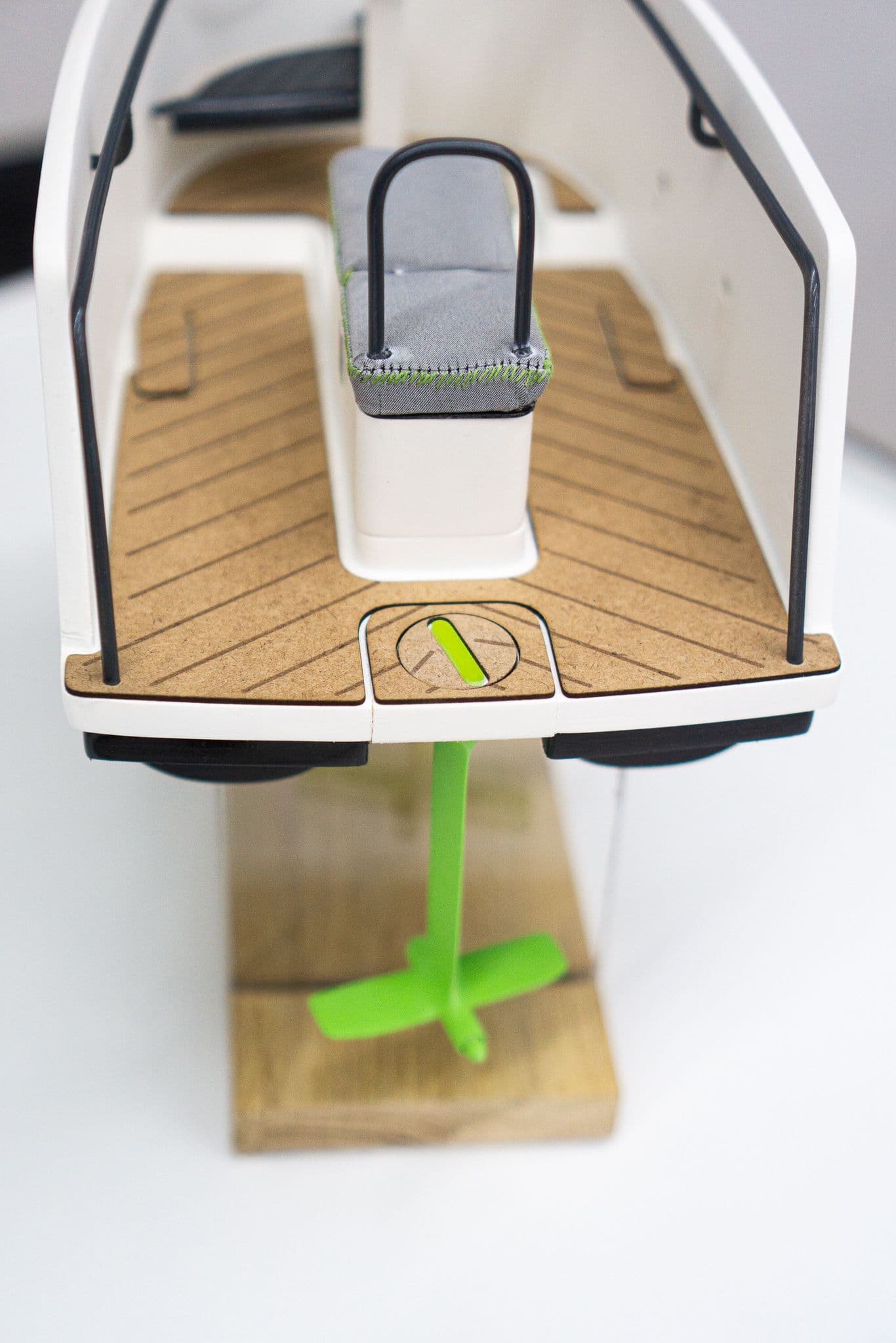 Scale-Modell eines Hydrofoil-Boots